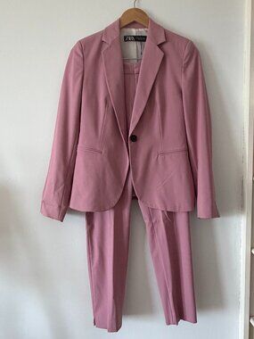 Zara pink slim suit